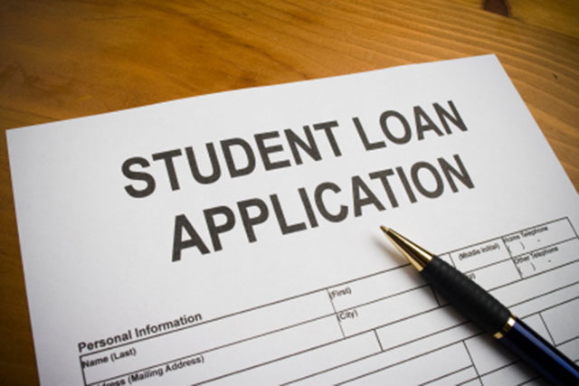 student loan application form to compare Federal Student and Private student loans